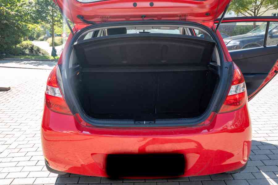 Prodám Hyundai i20 1.2i + LPG (57 kW), r.v. 2012 – na opravu - foto 14