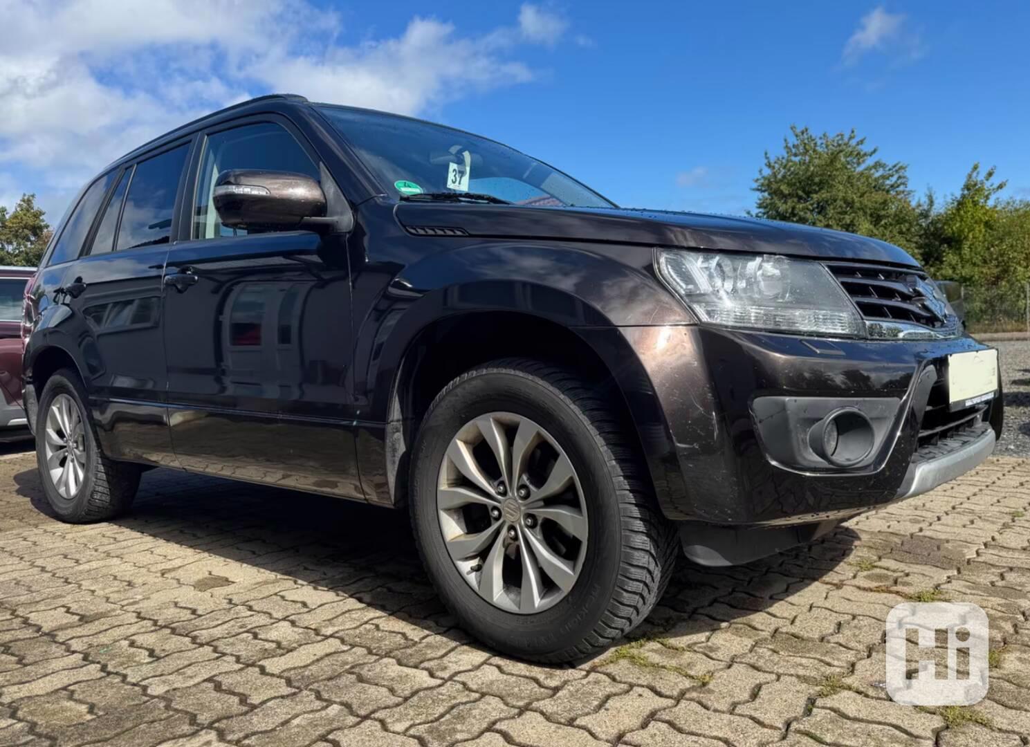 Suzuki Grand Vitara 2.4i Club benzín 124kw - foto 1
