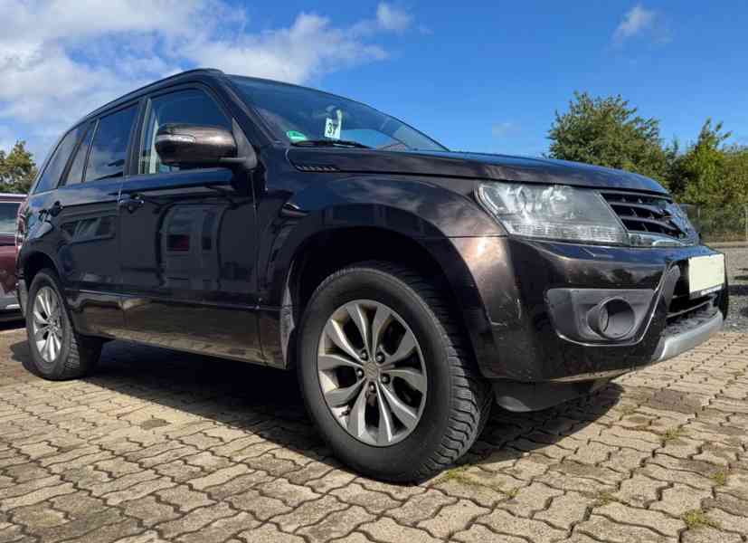 Suzuki Grand Vitara 2.4i Club benzín 124kw - foto 1