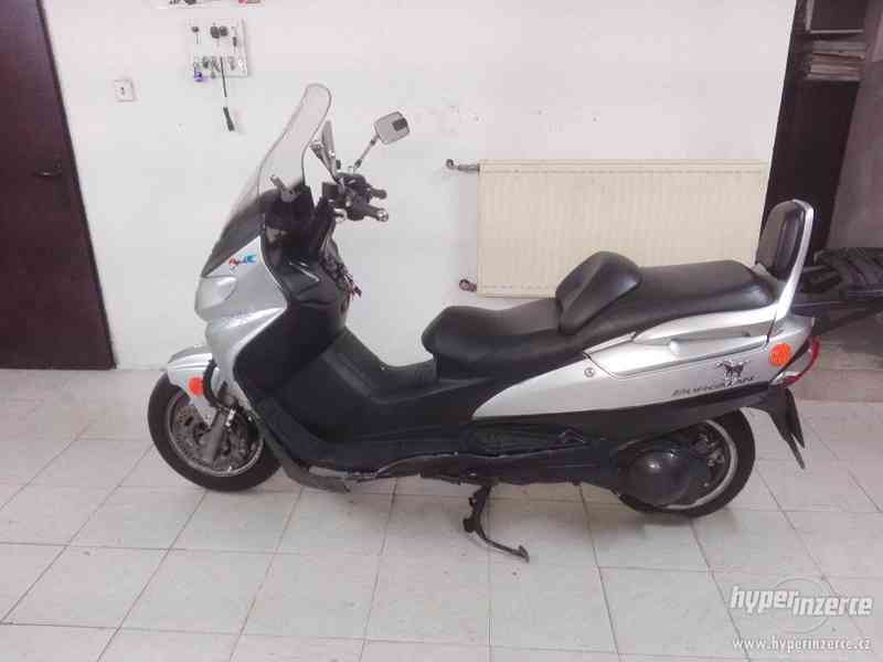 Suzuki Burgman 250