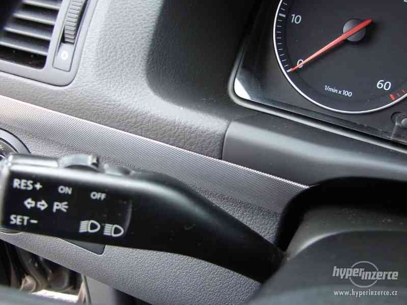 VW Touran 1.9 TDI r.v.2005 (77 kw) 7 míst - foto 8