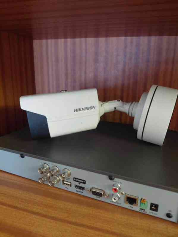 Kamerový systém HIKVISION - skoro nový - foto 5