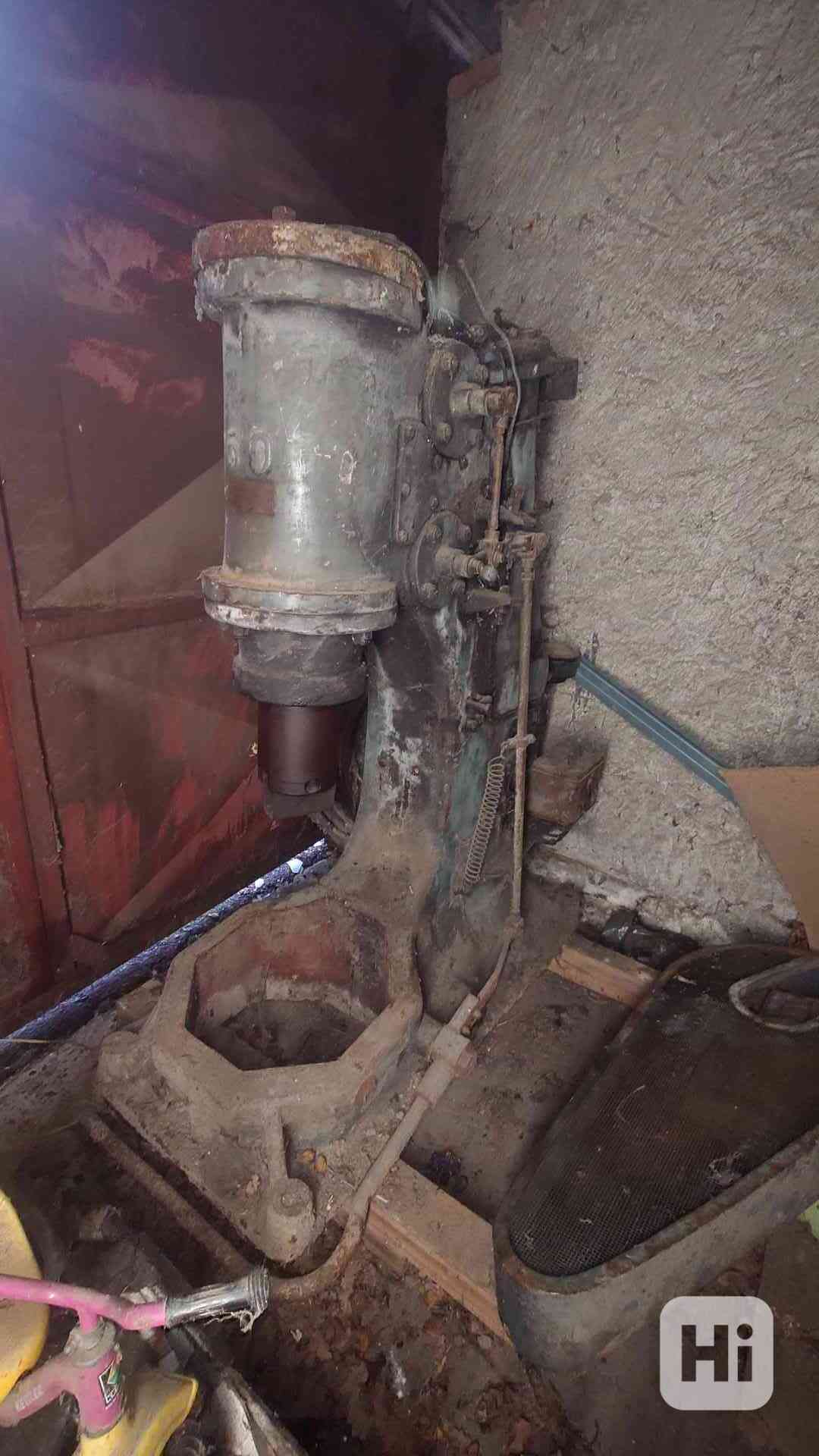 Pneumatický buchar 50 - foto 1