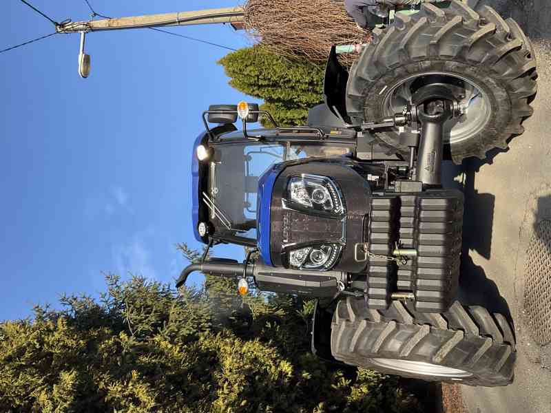 Traktor LOVOL M904 - 90 Hp, moderní - foto 7