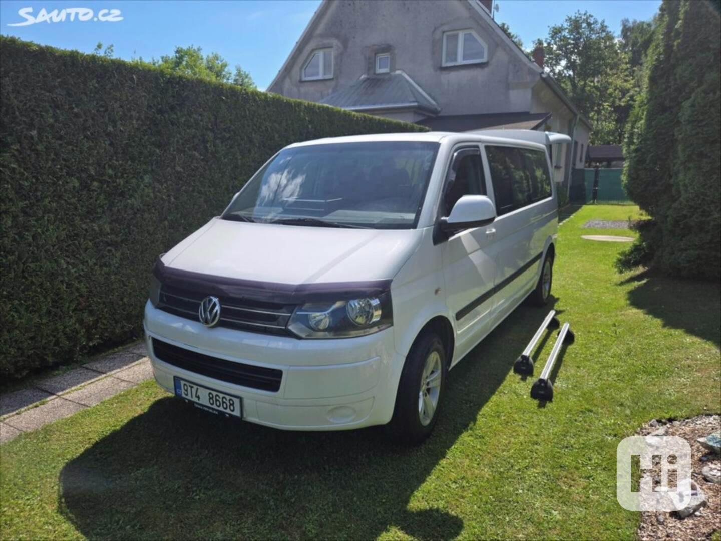 Volkswagen Caravelle 2,0 - foto 1