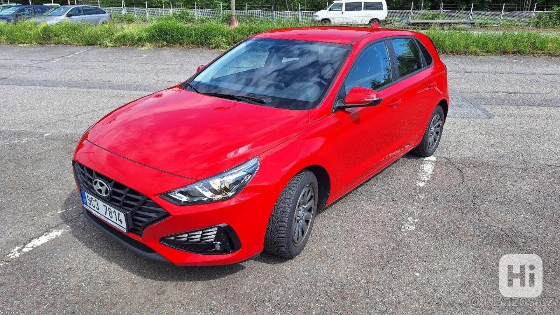 Hyundai i30 1,5 - foto 1