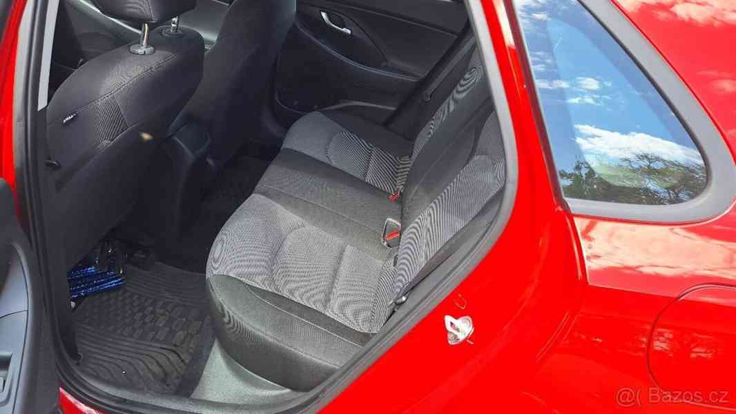 Hyundai i30 1,5 - foto 5