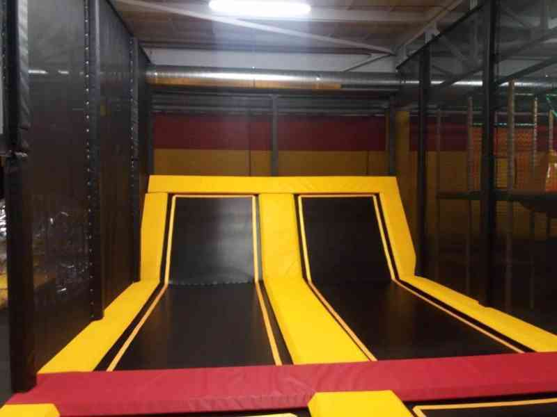 Kompletní Trampolínové Centrum a Dětské Hřiště (636 m²) – Vč - foto 10