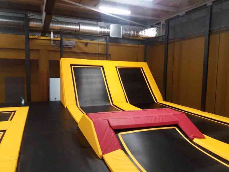 Kompletní Trampolínové Centrum a Dětské Hřiště (636 m²) – Vč - foto 2