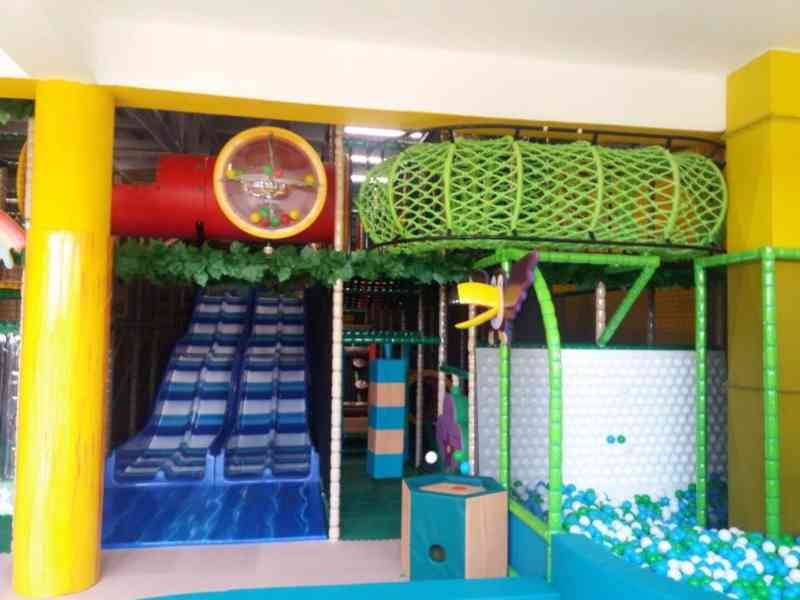 Kompletní Trampolínové Centrum a Dětské Hřiště (636 m²) – Vč - foto 23