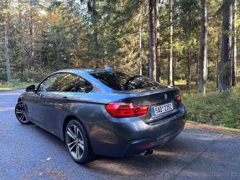 BMW Řada 4 3,0   xDrive - šedá metalíza - foto 3