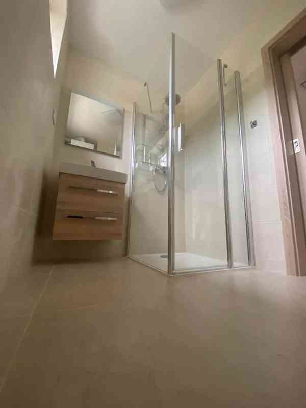 Pronájem bytu 3+kk 68 m² - foto 4