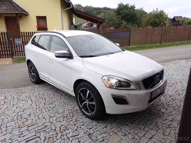 Volvo XC60 2,4 D5AWD - foto 1