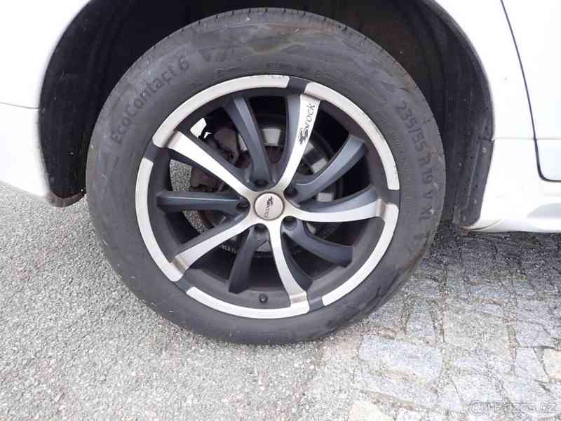 Volvo XC60 2,4 D5AWD - foto 8