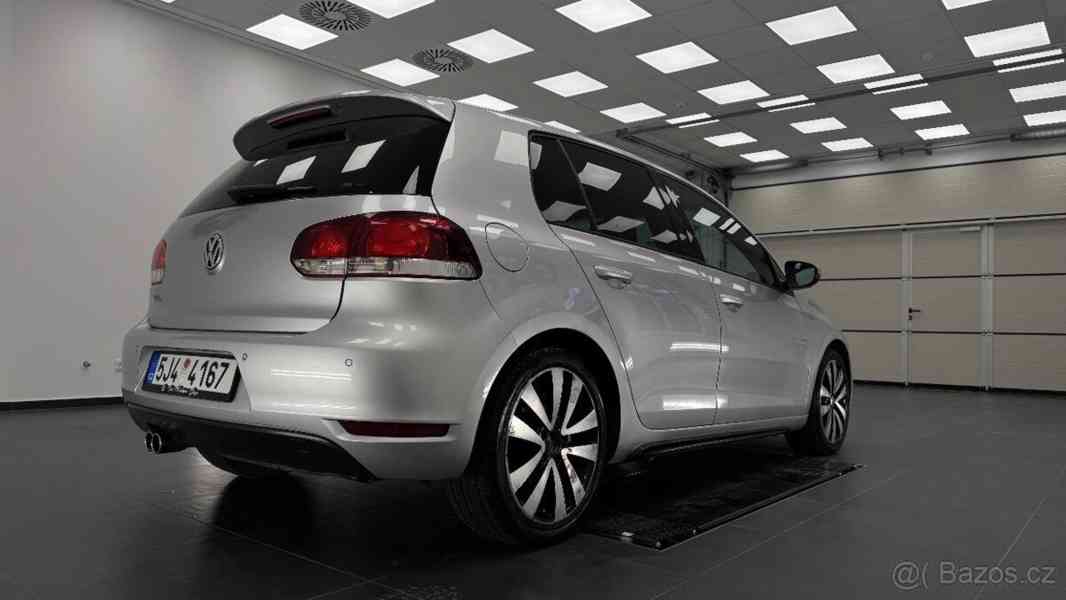 Volkswagen Golf 2,0 VI GTD 2010 - foto 8