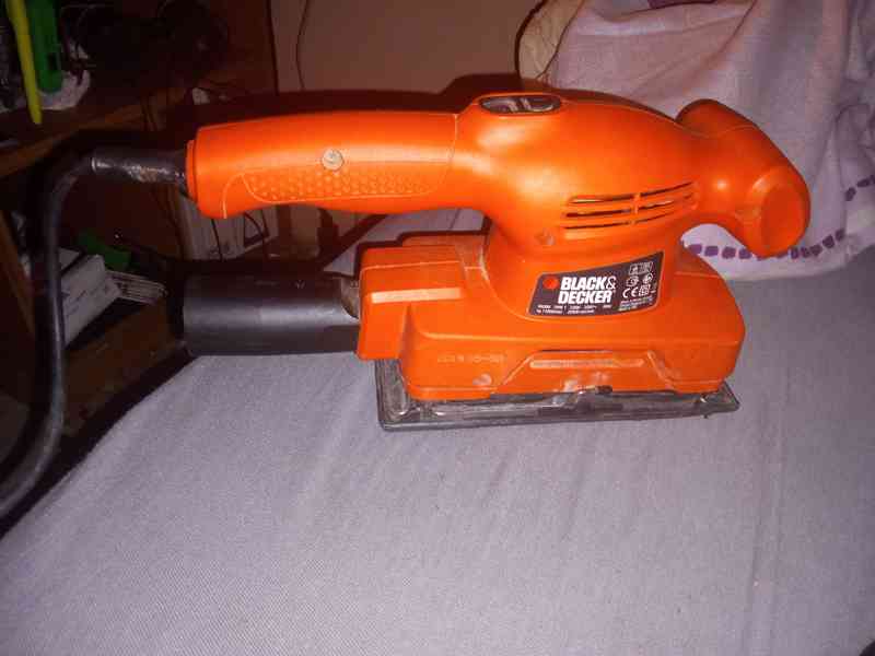 Vibrační bruska Black And Decker  - foto 2