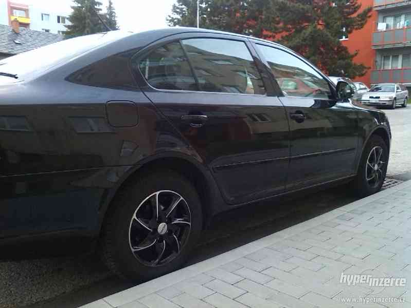 Prodám Škoda Octavie černé barvy - foto 3