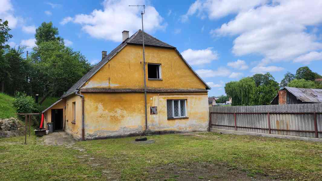 Rodinný dům - foto 2