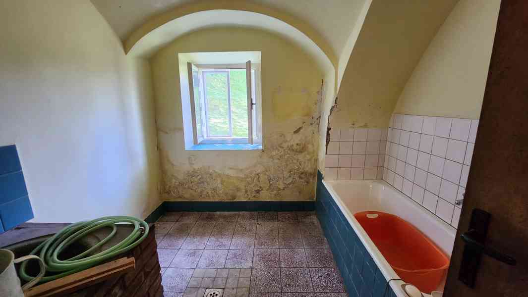 Rodinný dům - foto 11