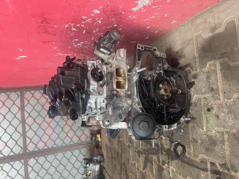 Motor 1,5 HDI YH01 96KW Peugeot Citroen Opel Ford - foto 3