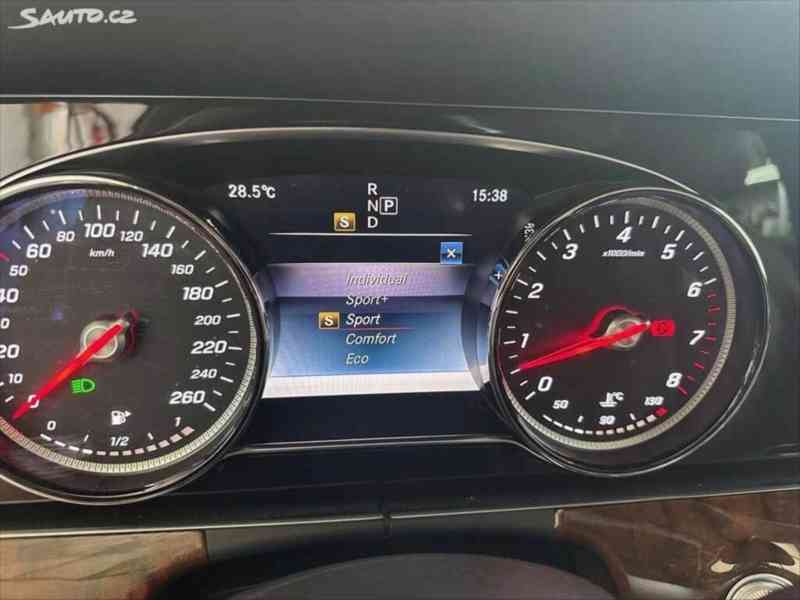 Mercedes-Benz Třídy E 3,5   400, Cebia,V6 l ,245 KW - foto 16