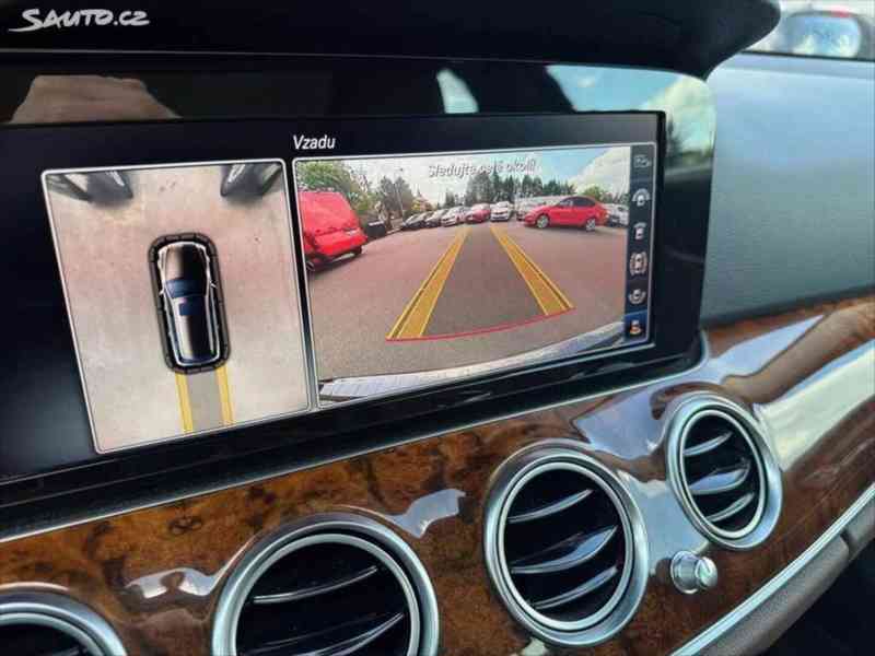 Mercedes-Benz Třídy E 3,5   400, Cebia,V6 l ,245 KW - foto 17