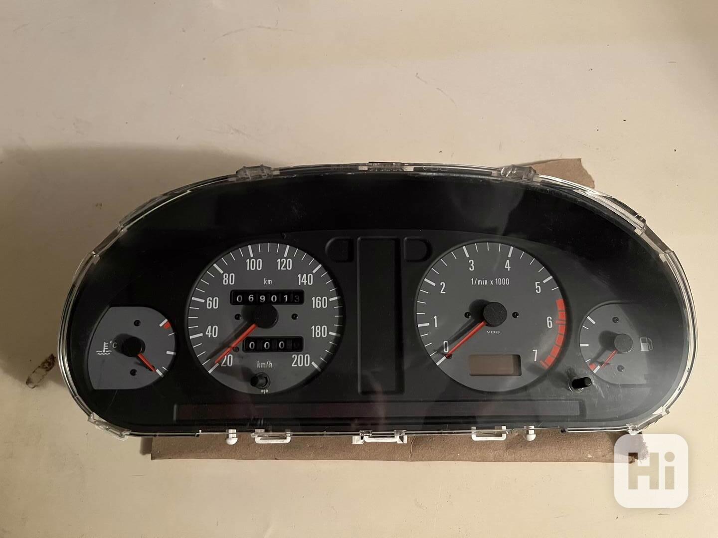 Přístrojová deska ŠKODA FELICIA 1.6  - foto 1