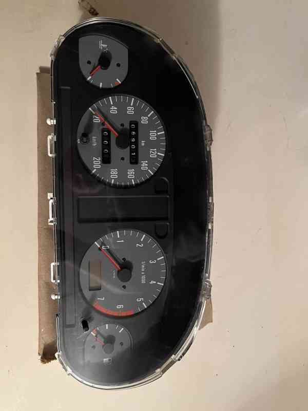 Přístrojová deska ŠKODA FELICIA 1.6  - foto 2