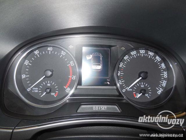 Škoda Fabia 1.2, benzín, automat, r.v. 2016 - foto 3