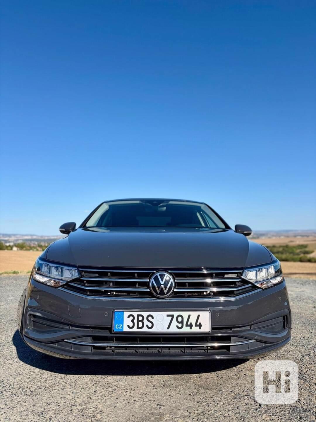 Volkswagen Passat 1,5   B8 Facelift 2020 - foto 1
