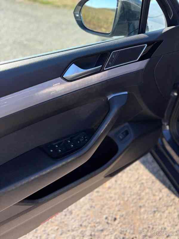 Volkswagen Passat 1,5   B8 Facelift 2020 - foto 4