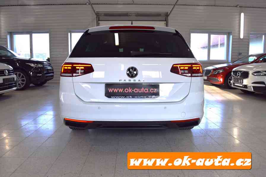 Volkswagen Passat 2.0 TDI COMFORT DSG PRAV.SER.VW rv 2021  - foto 4