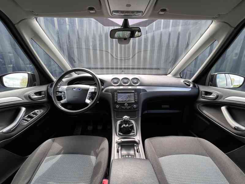 Ford Galaxy,  2.0 TDCi Titanium, 7 míst - foto 4
