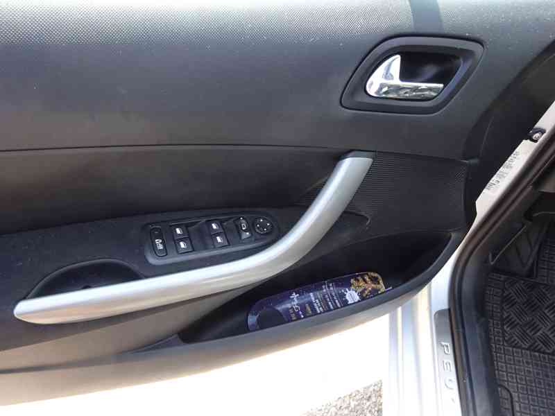 Peugeot 308 2.0 HDI r.v.2008 Panorama stk:8/2025 - foto 6