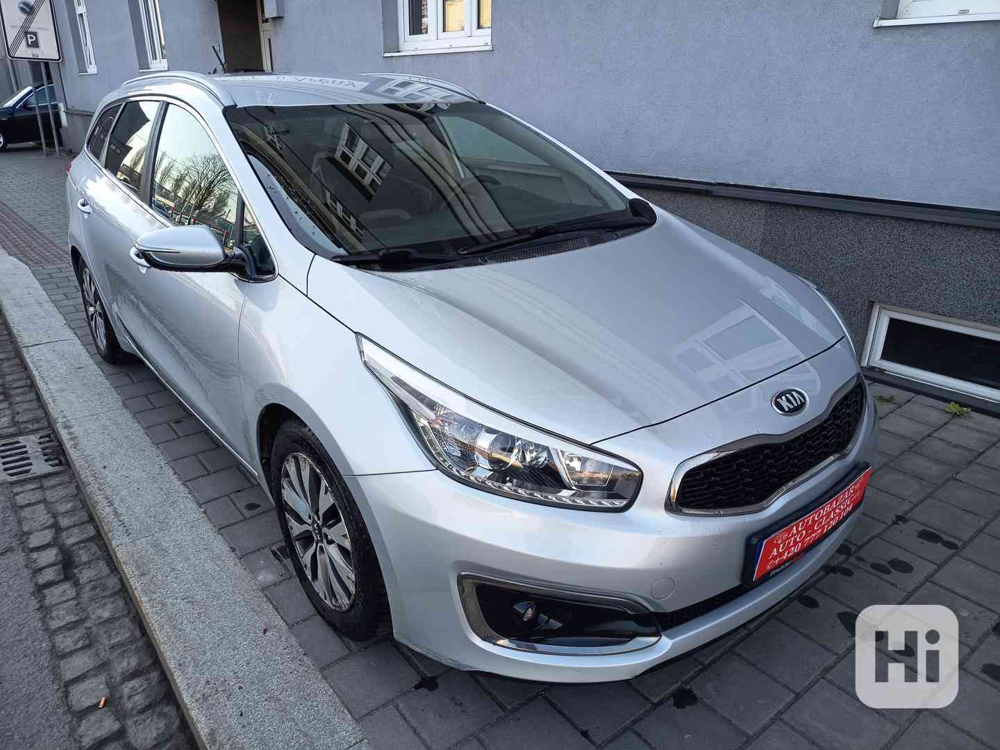 KIA Ceed 1,6GDI SW NAVI ČR 1.majitel - foto 1