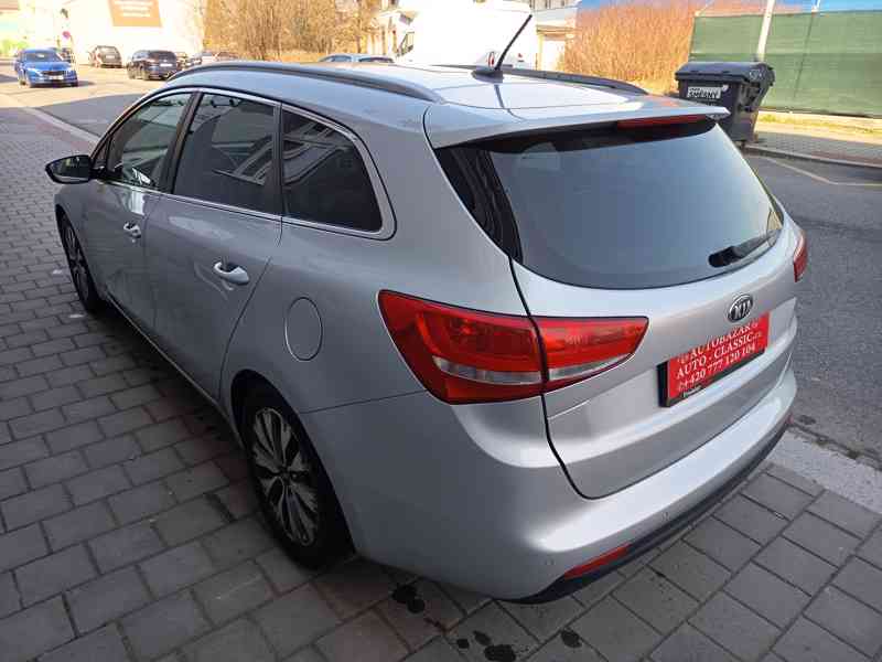 KIA Ceed 1,6GDI SW NAVI ČR 1.majitel - foto 11
