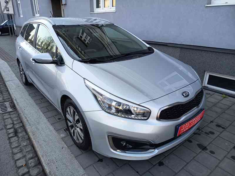 KIA Ceed 1,6GDI SW NAVI ČR 1.majitel - foto 1