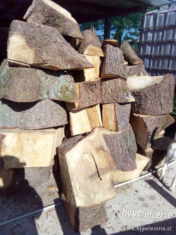 štípané palivové dřevo - foto 1