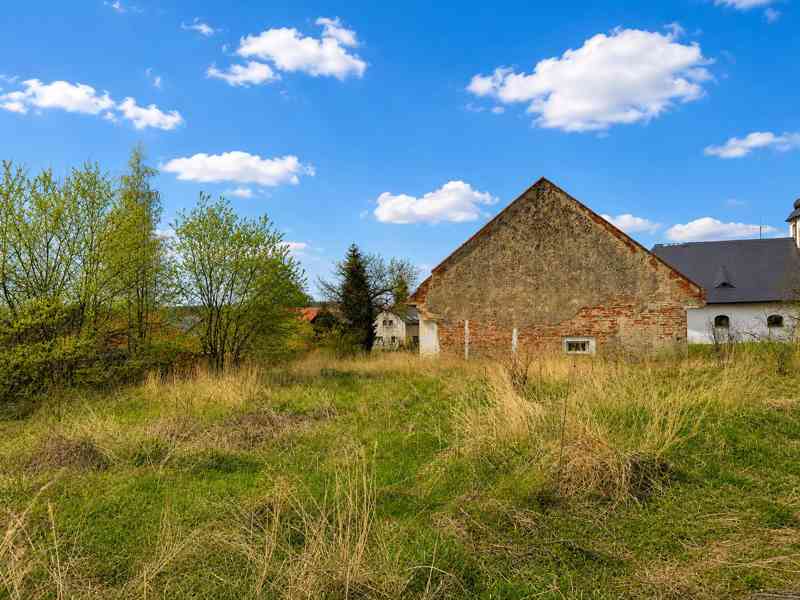 Prodám stavební pozemek 751m2, obec Hlinka - foto 3
