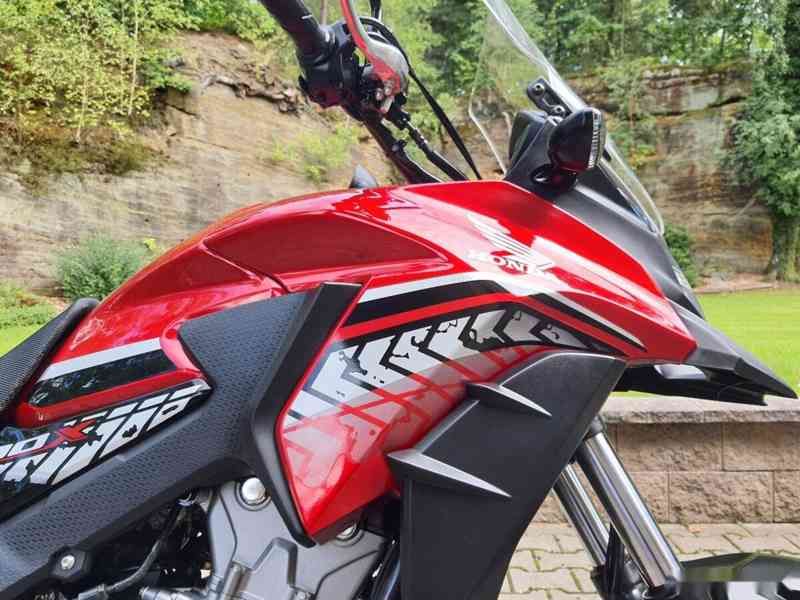 Honda CB 500 X - TOP STAV - 6000 KM 35 KW 115.000,- Kč - foto 16
