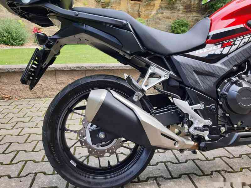 Honda CB 500 X - TOP STAV - 6000 KM 35 KW 115.000,- Kč - foto 14
