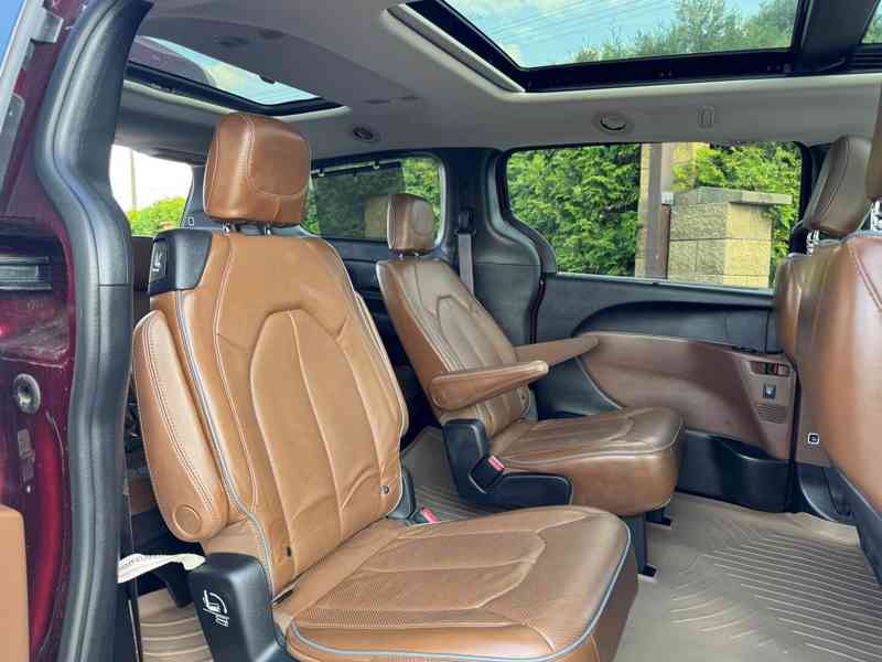 Chrysler Pacifica 3.6 Limited Sunroof 2019 DPH - foto 12