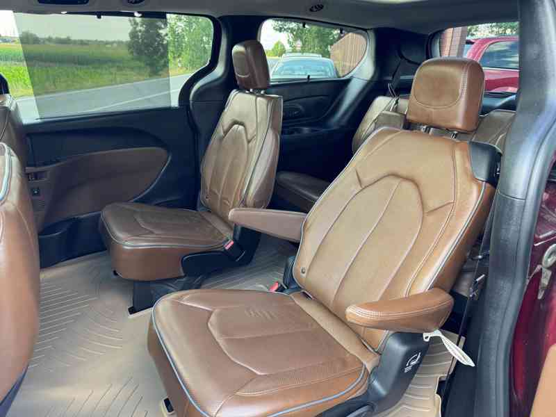 Chrysler Pacifica 3.6 Limited Sunroof 2019 DPH - foto 17