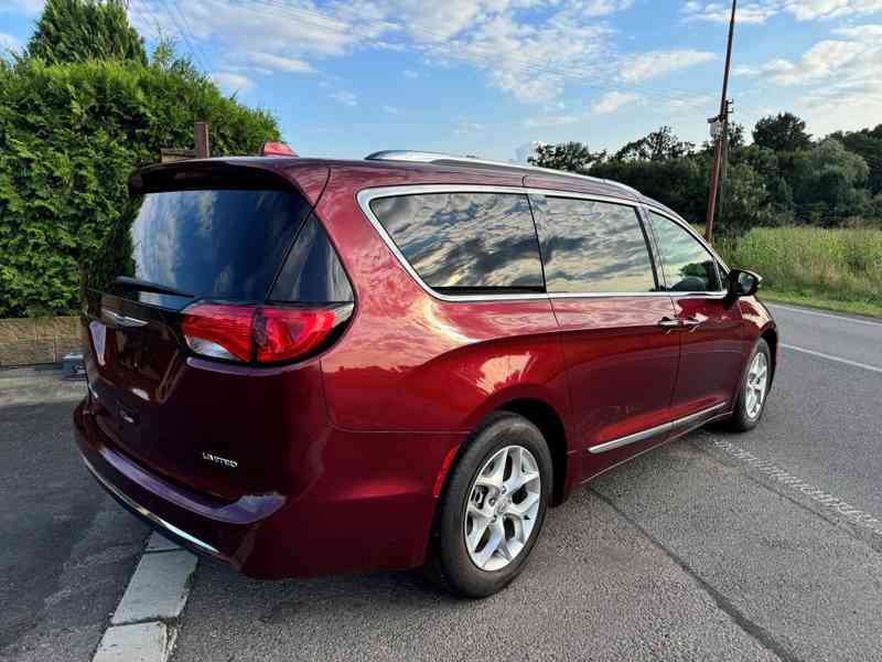 Chrysler Pacifica 3.6 Limited Sunroof 2019 DPH - foto 4