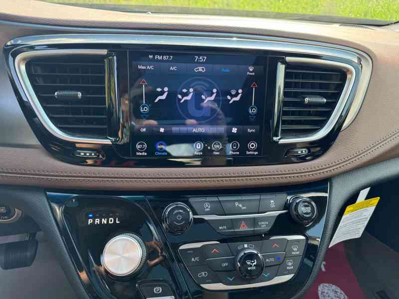 Chrysler Pacifica 3.6 Limited Sunroof 2019 DPH - foto 21