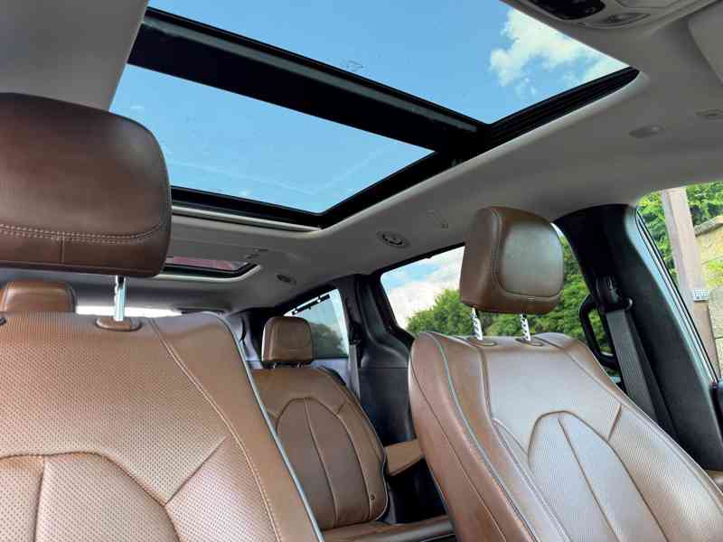 Chrysler Pacifica 3.6 Limited Sunroof 2019 DPH - foto 14