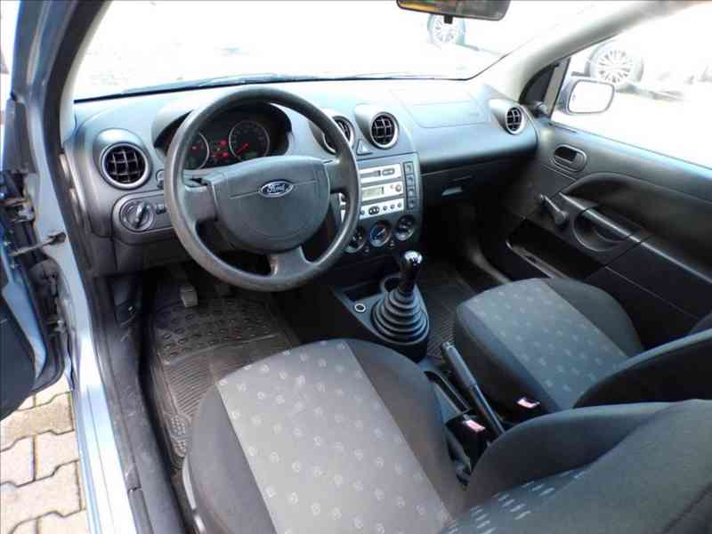 Ford Fiesta 1,3 i KLIMATIZACE-HNED ODJÍŽDÍTE - foto 5
