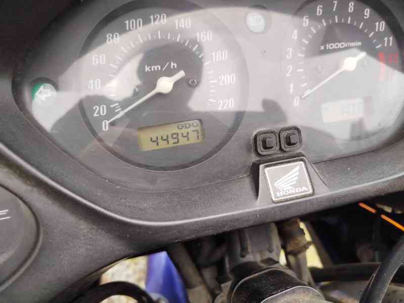 Honda CBF 600S - foto 3