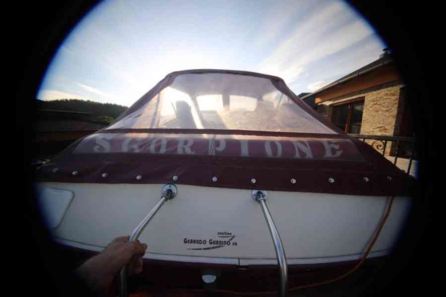 Motorova lod 8,5m - foto 14