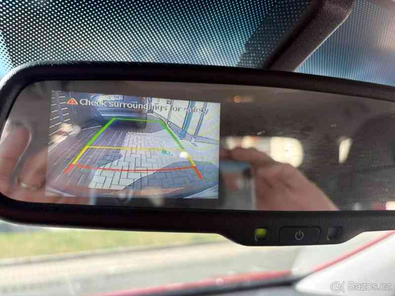 Hyundai i30 1,4   r.v. 2013, najeto 131 tis km - foto 5